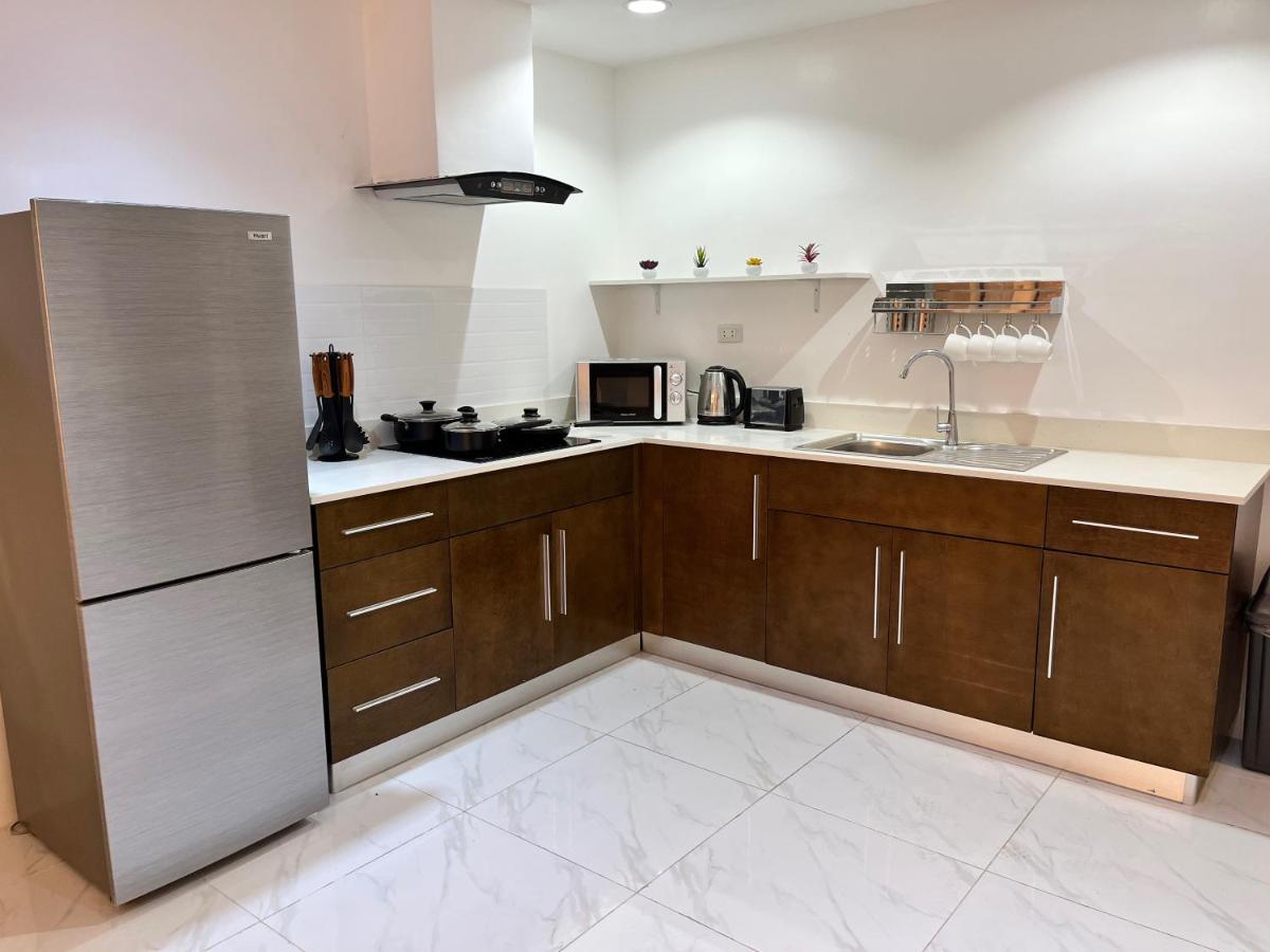 88Th Avenue Aparthotel Cebu Kültér fotó