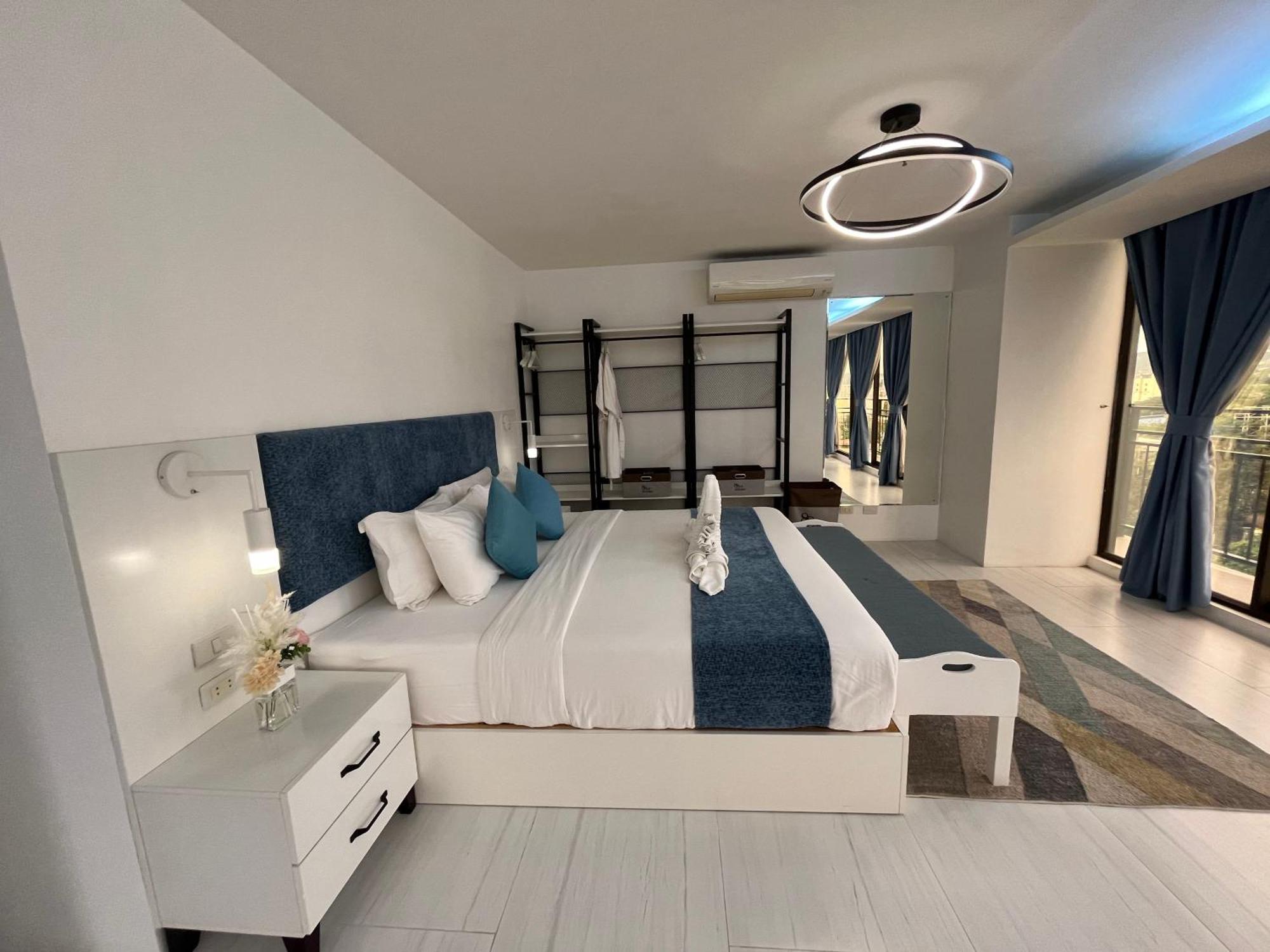 88Th Avenue Aparthotel Cebu Szoba fotó