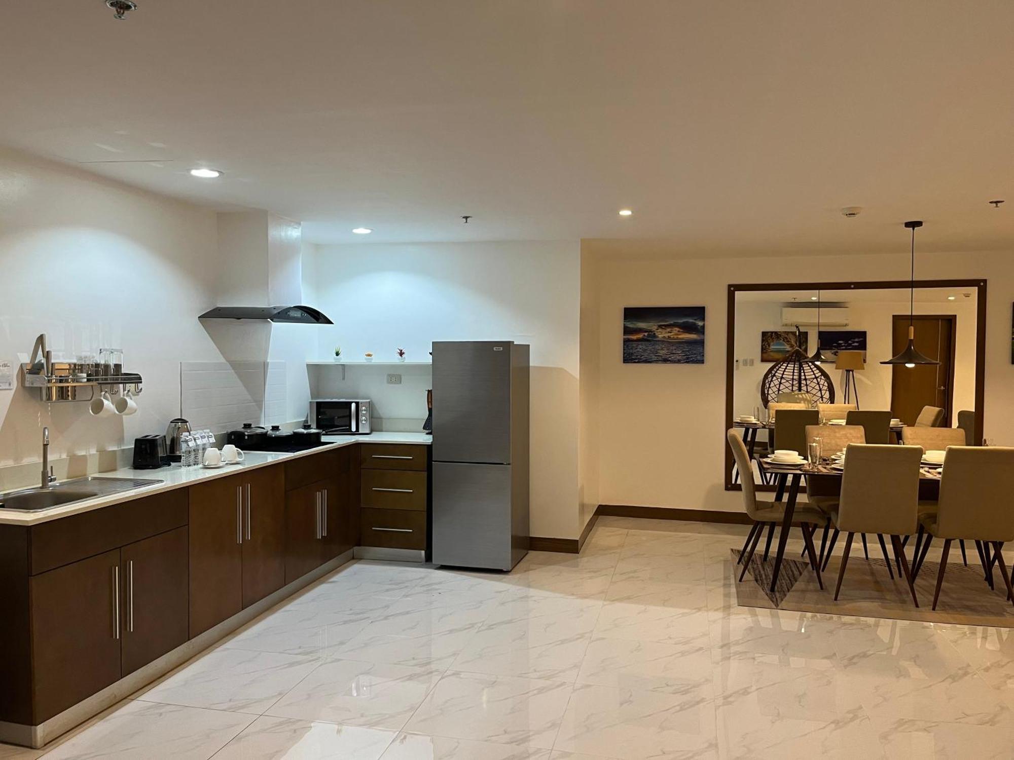88Th Avenue Aparthotel Cebu Szoba fotó